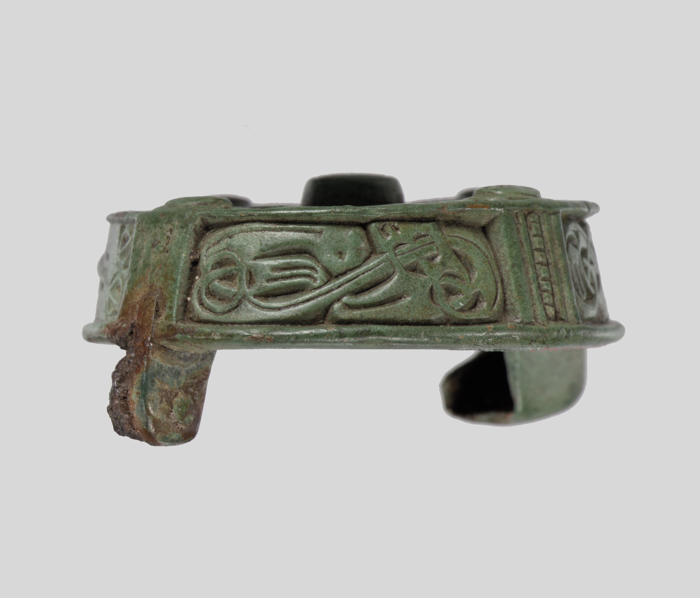 Round Box Brooch